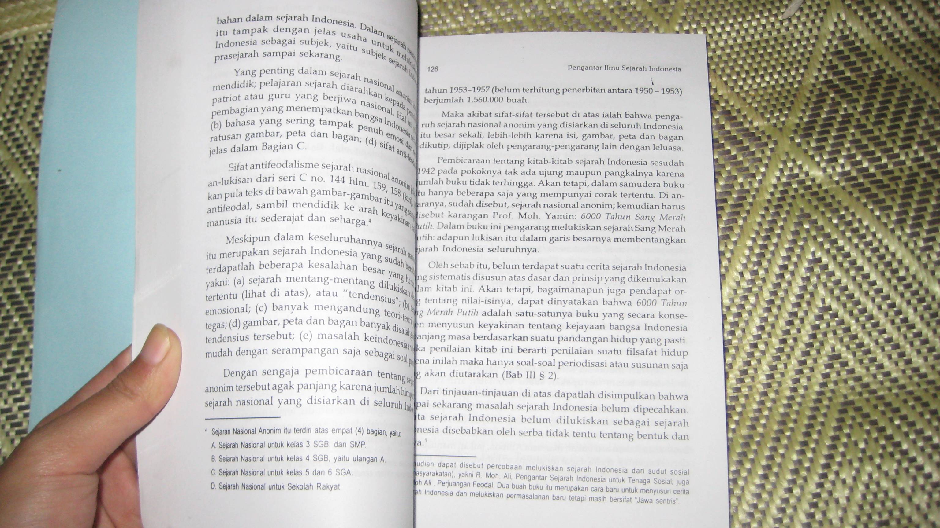 Terjual Buku Sejarah Indonesia Modern MC Ricklefs, Pengantar Ilmu