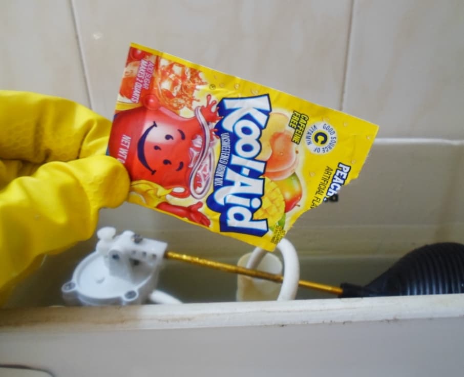 Easy Cleaning Hacks That Will Have Your Bathroom Sparkling In No Time