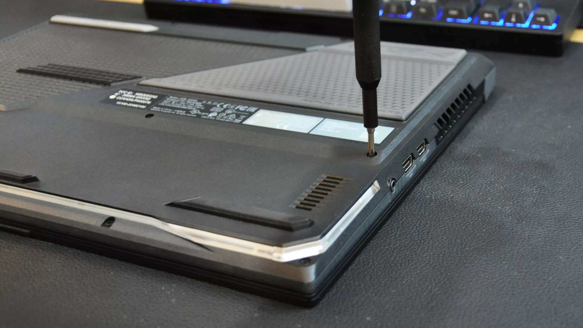 How to upgrade the RAM and SSD of your ROG Strix laptop ROG