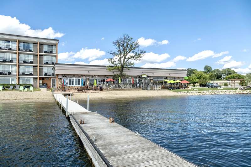 Lakeside Restaurant in Detroit Lakes Beach Bar and Grill Detroit Lakes MN