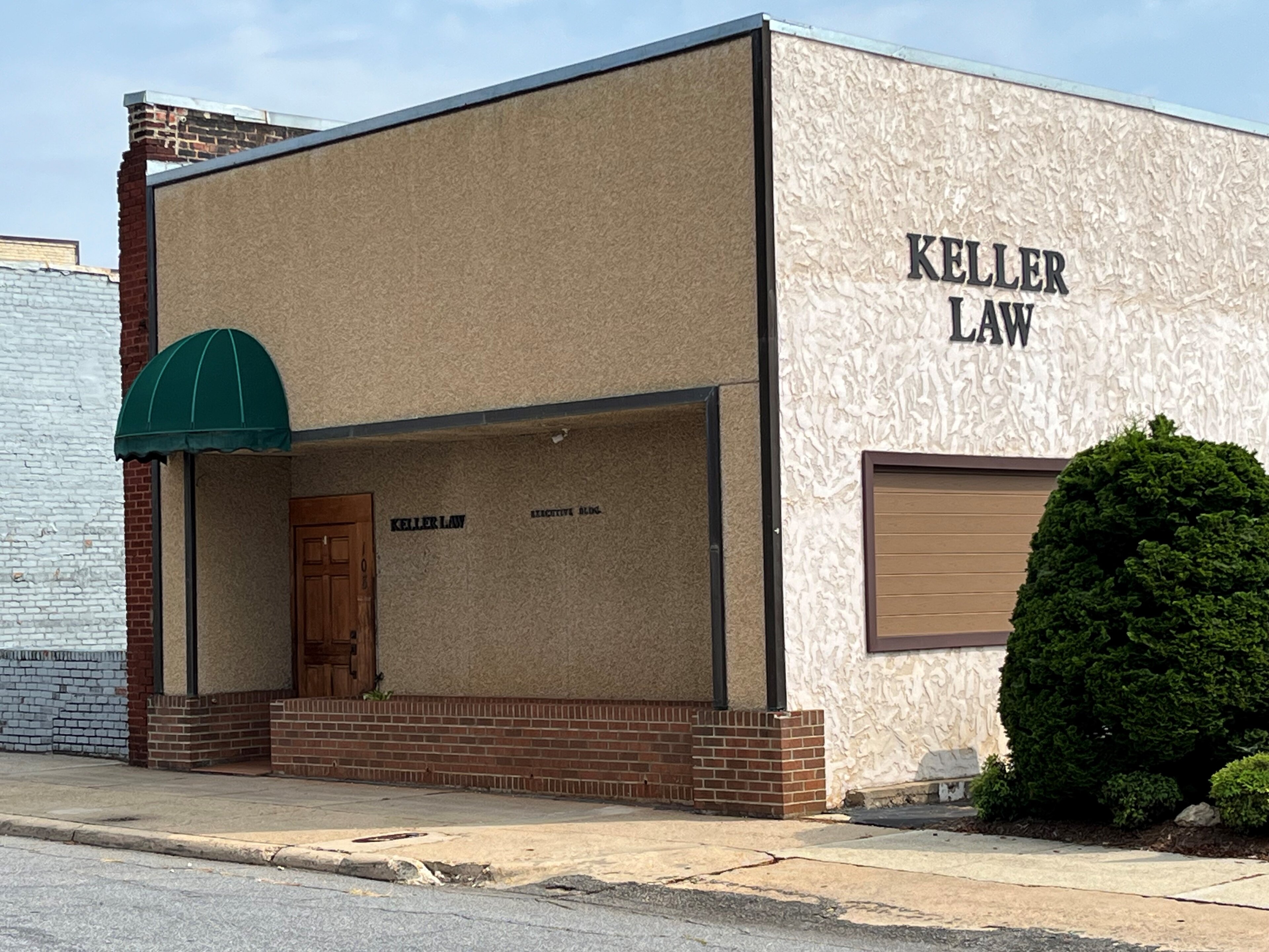 Lawyer services for Lenoir, Burke, Hickory NC including Title Searches