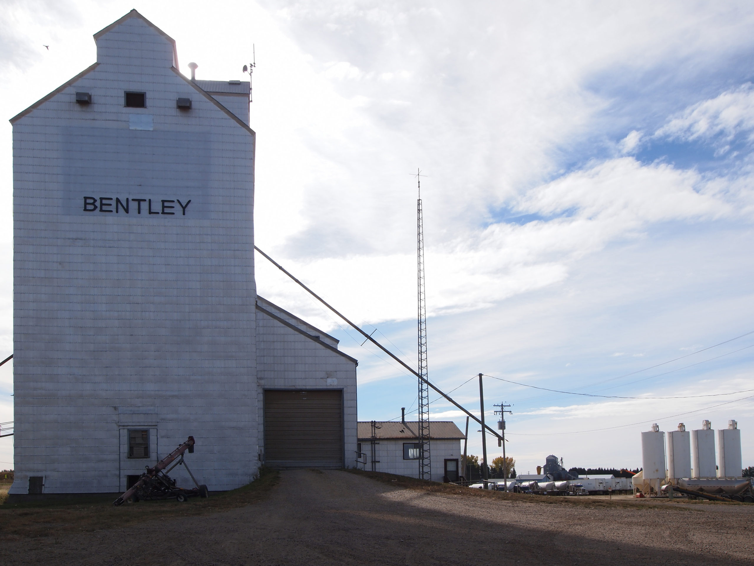 Bentley Alberta Grain Elevator wdllm.ca
