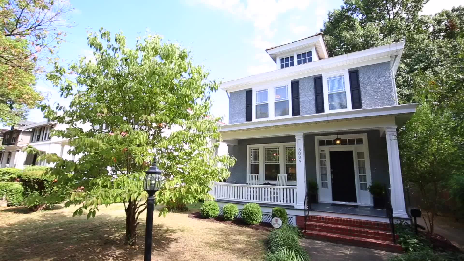 3009 Montrose Ave. (u)