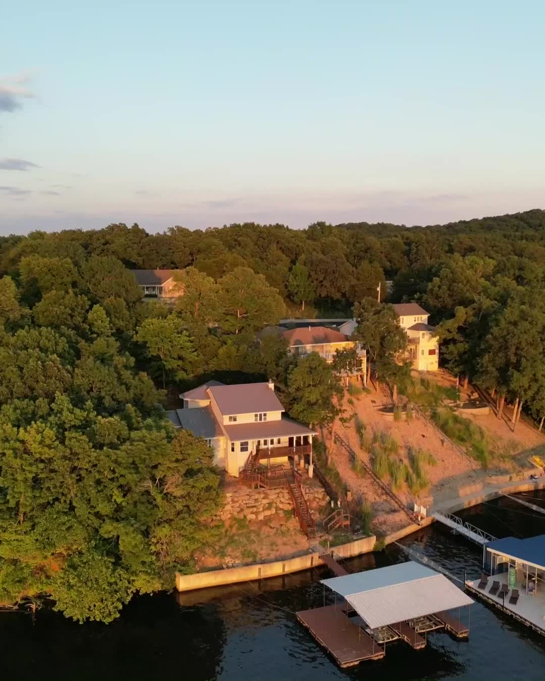 1175 Sunset Shores Ln