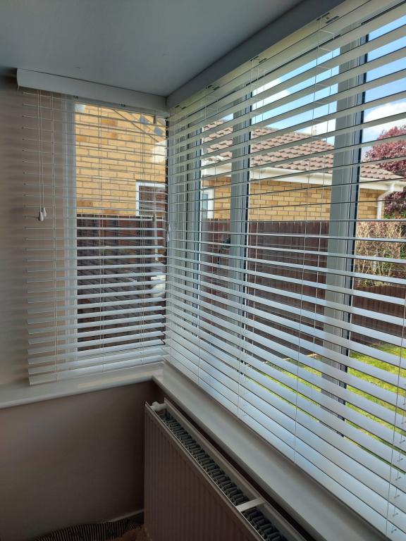 Blinds Lincoln by DLS Made to Measure Blinds