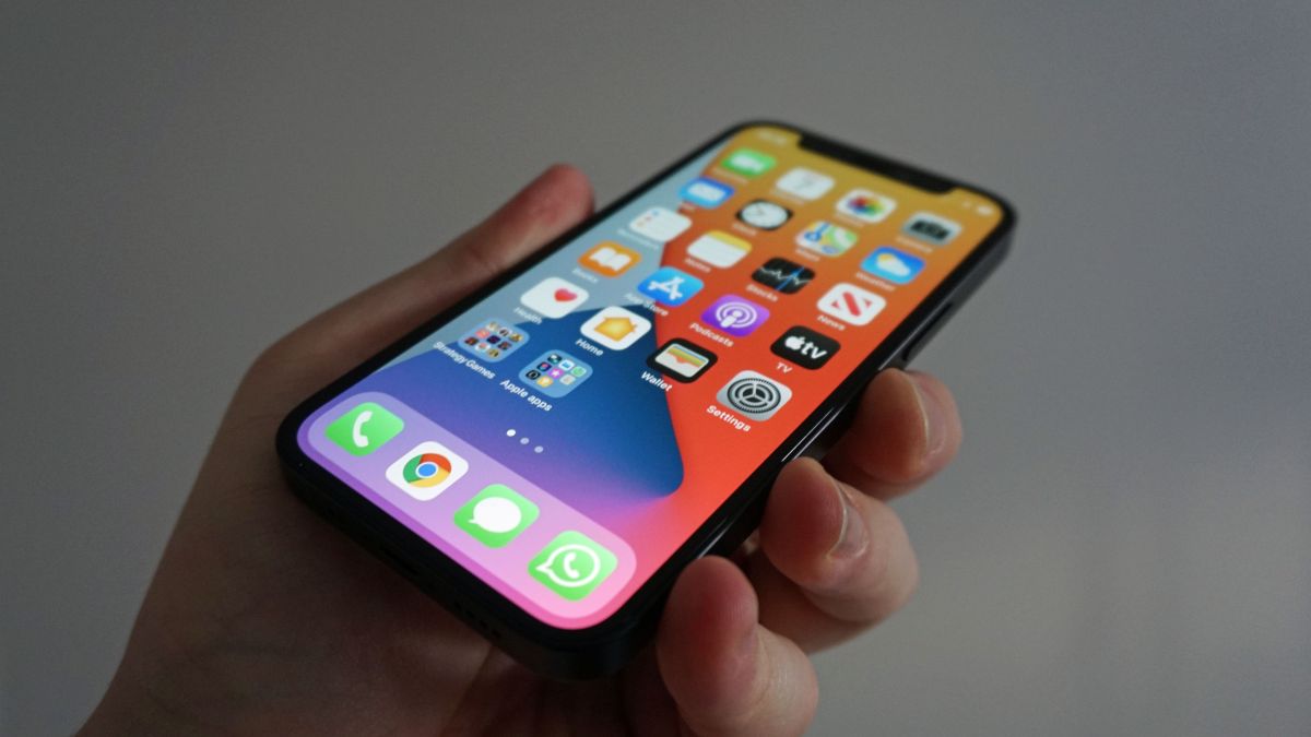 iPhone 13 may not get inscreen Touch ID after all, but