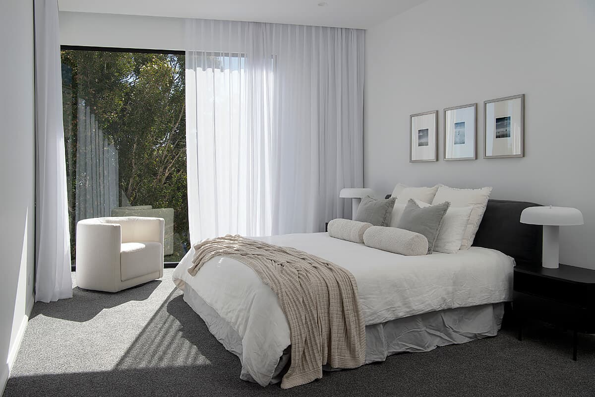 Award Winning; Mount Pleasant Xlll House Kemp Rd Project DLUX Builders