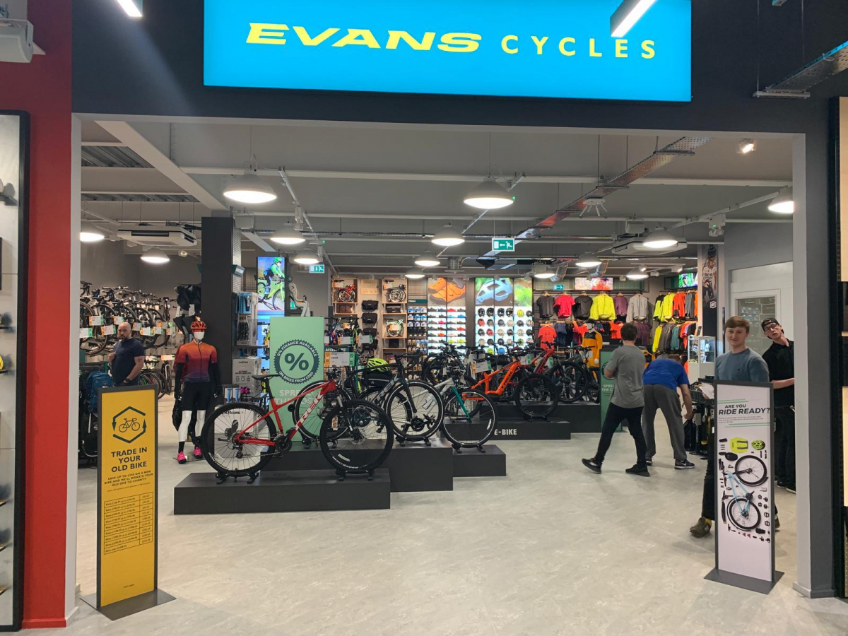UK's Leading Specialist Bike Shop Open New Birmingham Store DLUXE