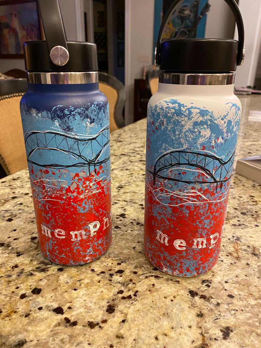 Hydroflasks dlynnart