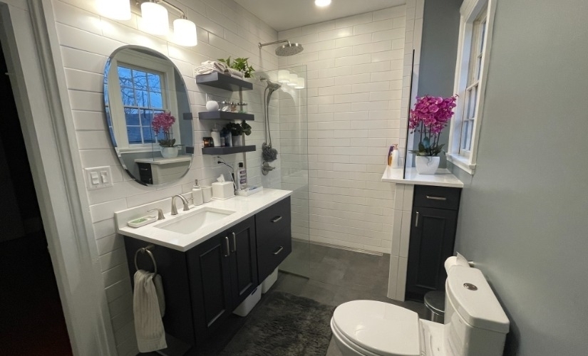 Lighting the Past Bathroom near Ypsilanti DreamMaker Bath & Kitchen