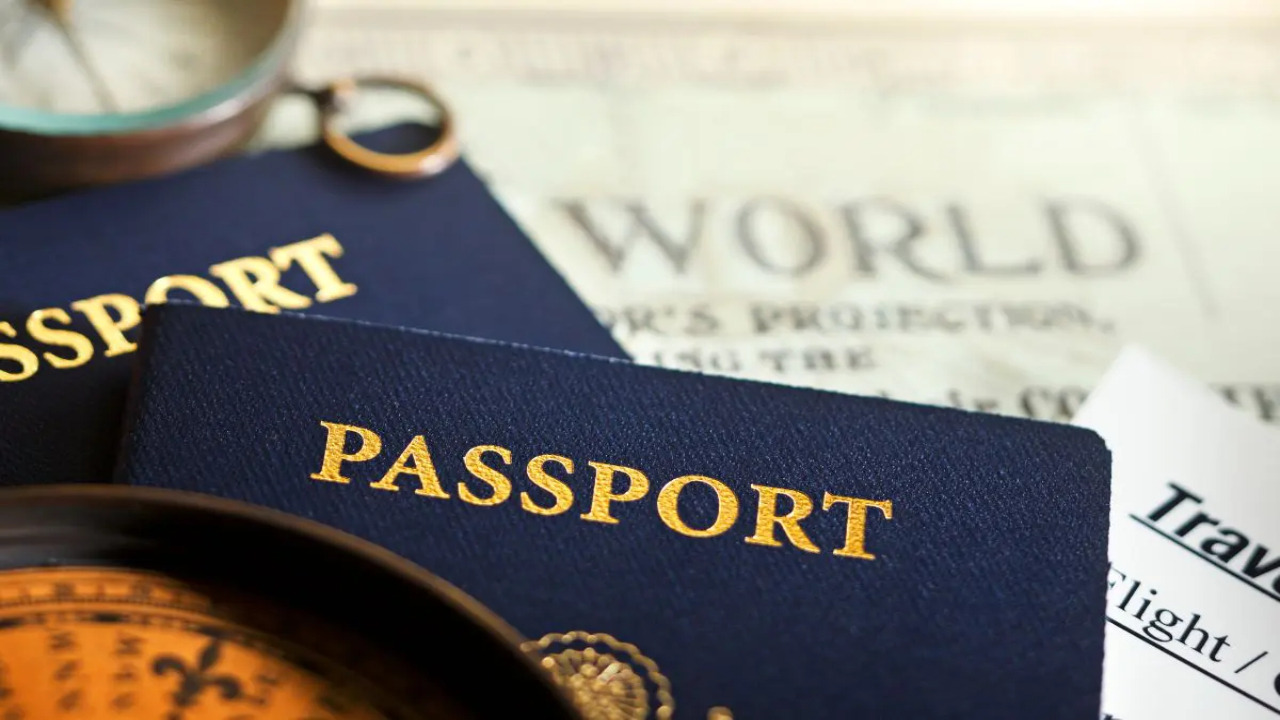 3 People Dont Need Passport ఆ ముగ్గురికి పాస్‌పోర్టు అవసరం లేదు