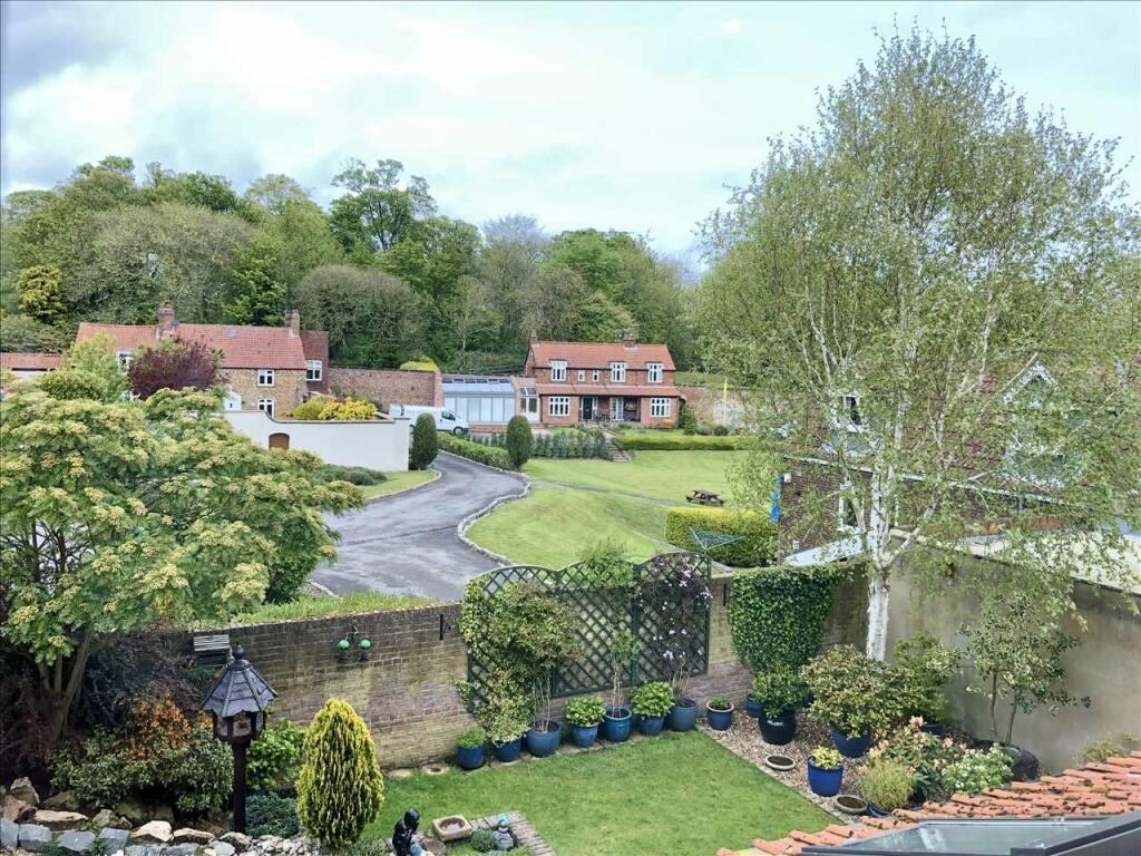 The Stables, Hunmanby Hall, Hall Park Road, Hunmanby DMA Estate