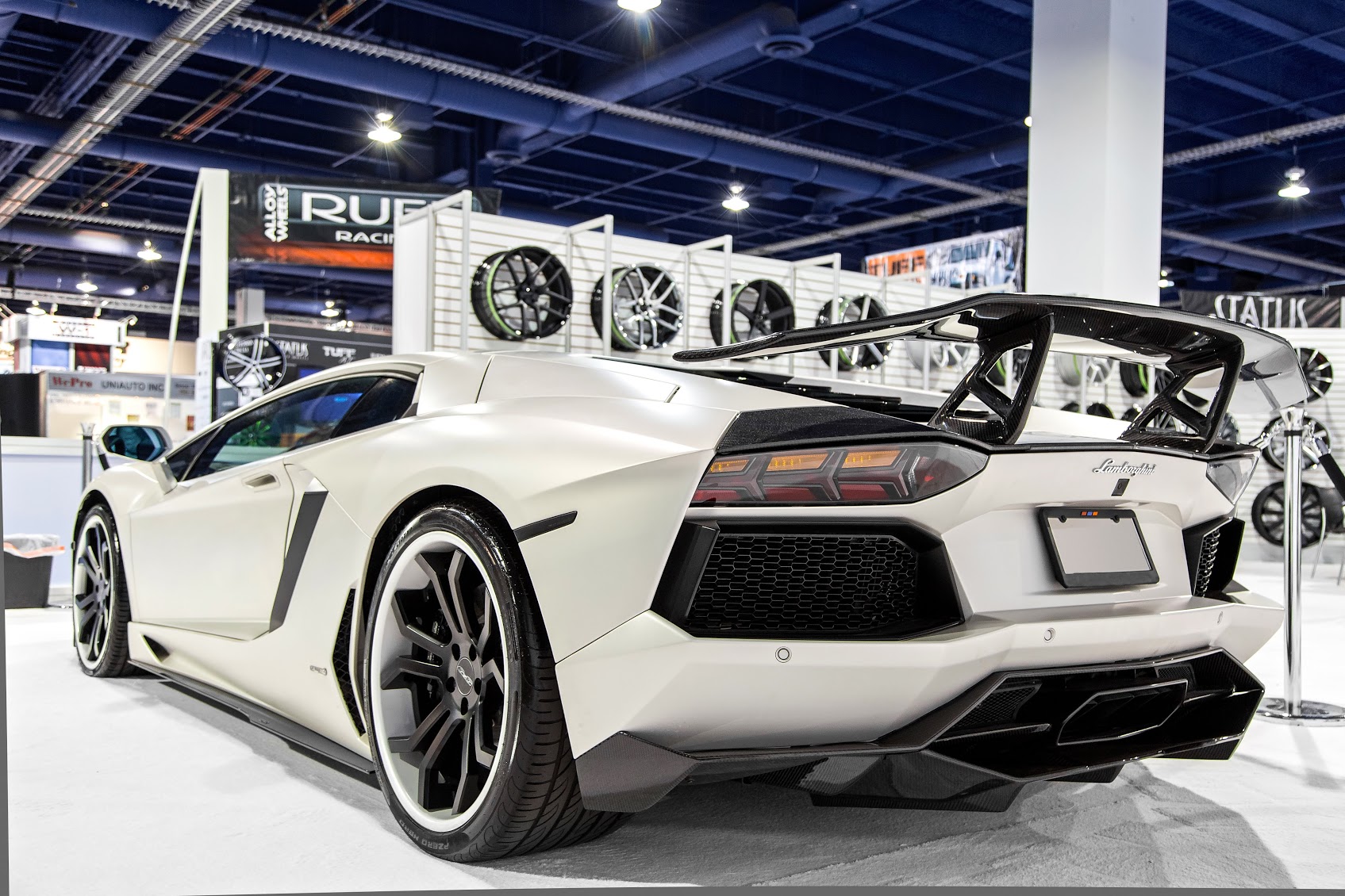 Aventador MV Wing Spoiler Carbon Fiber for LP700 LP720