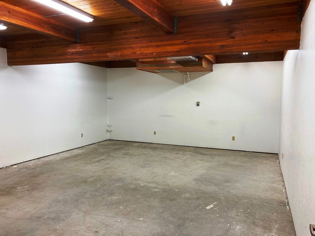 688 Kinoole St 111C, Hilo, HI Locations