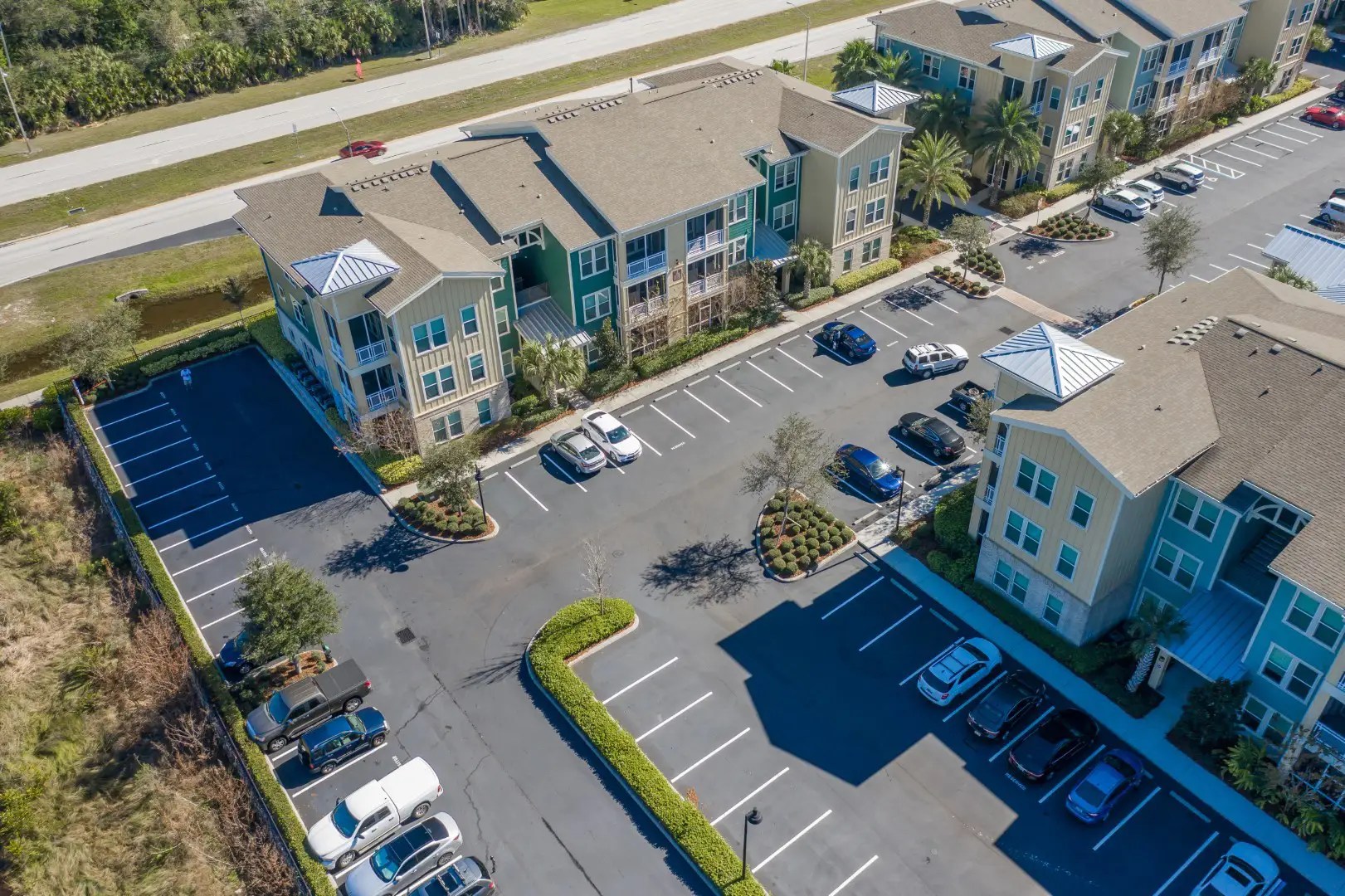 Asphalt Paving & Sealcoating Contractor Tampa, FL