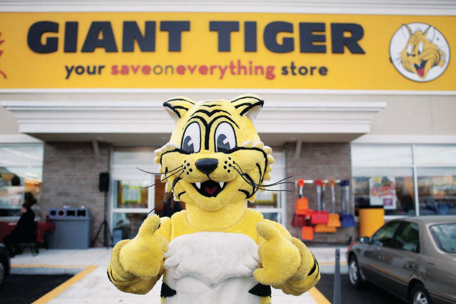 Giant Tiger Reveals New Experience, Ottawa store sets tone DM Magazine