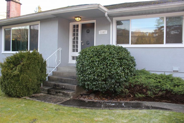 Fabulous Location Fully Renovated One Block from Edgemont Village
