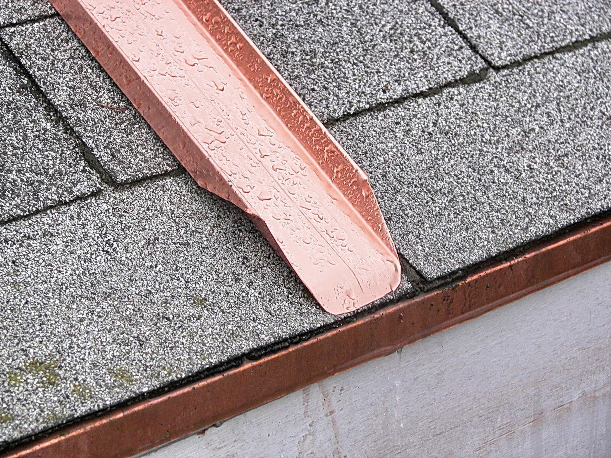 DMR's Premium Copper & Aluminum Gutter Work Raymos