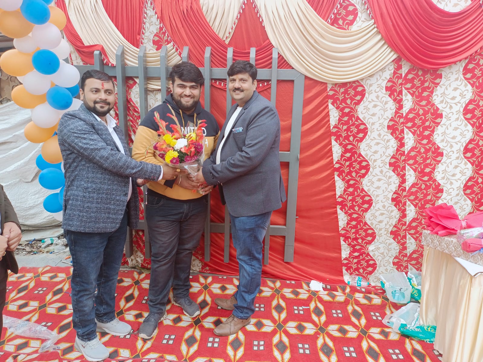 Two Wheeler Scooter Dealers in Greater Noida Hero Bike Showroom in