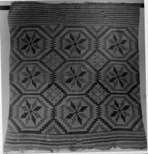 Teppe Norsk Folkemuseum / DigitaltMuseum(012)