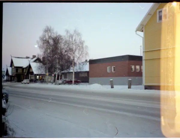 Stationsgatan i Boden, Boden centralstation syns till