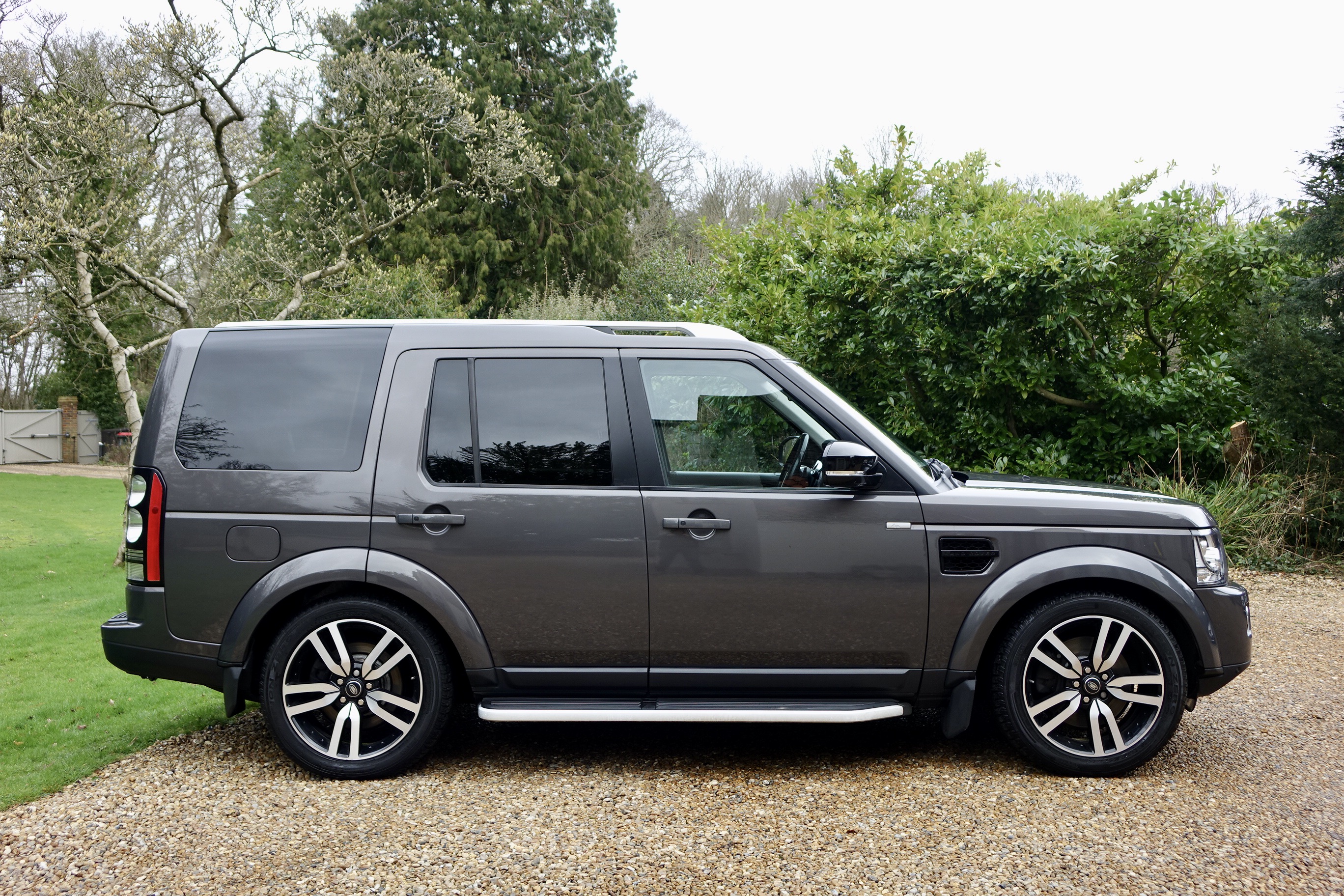 Land Rover Discovery 4 Landmark 3.0 SDV6 DMS Cars