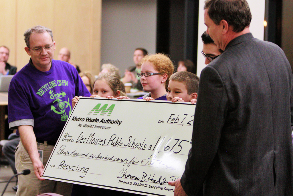 Students Help DMPS a Leader in Recycling Des Moines Public Schools