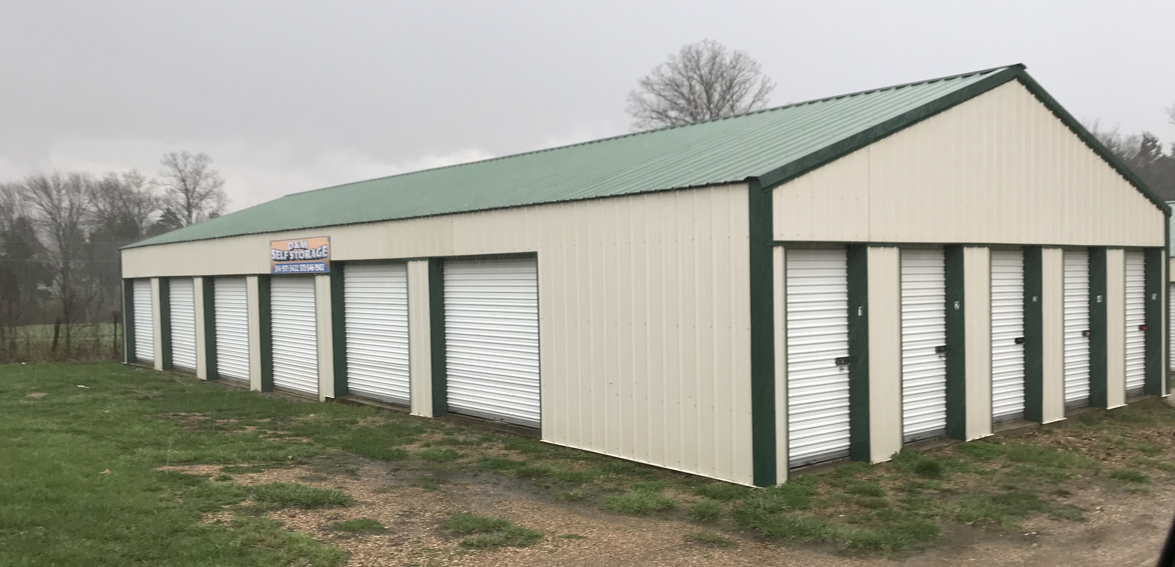 BelgradeTitleBar D & M SelfStorage