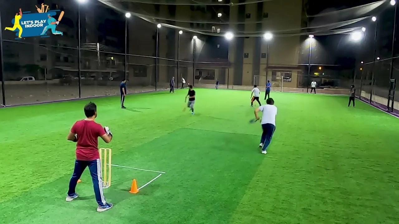 Best Places for Indoor and Rooftop Cricket in Lahore