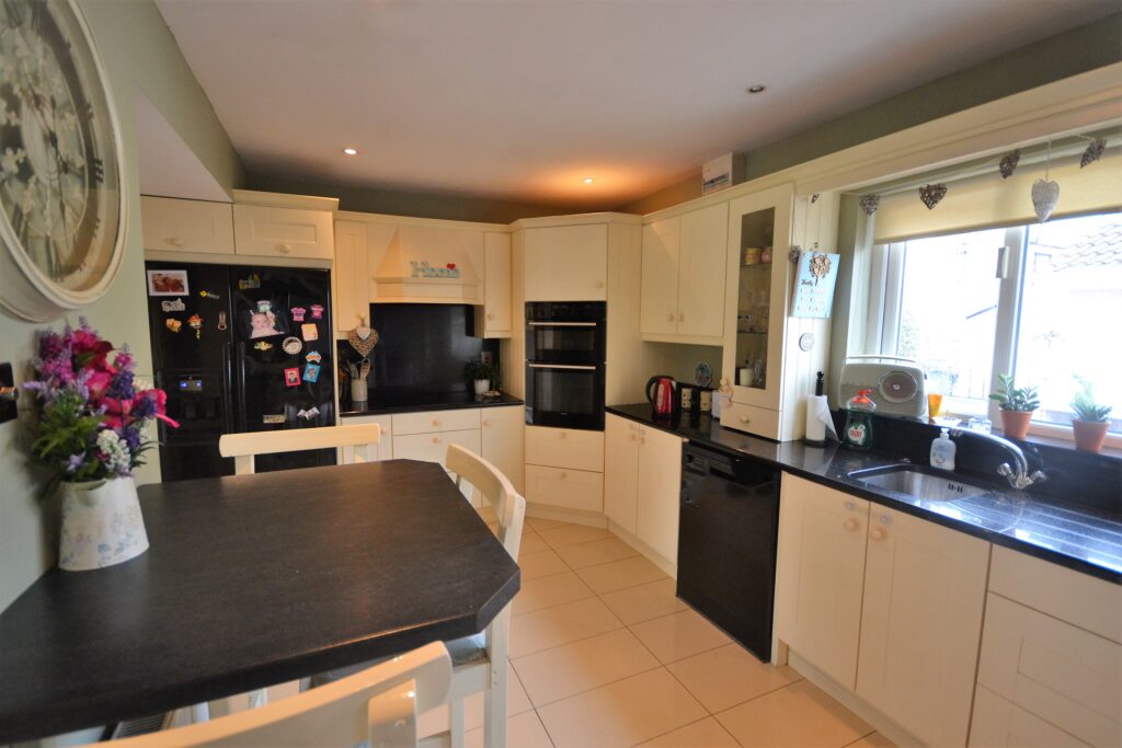 24 Auburn Village, Mullingar, Co Westmeath €259,950 DNG Duncan