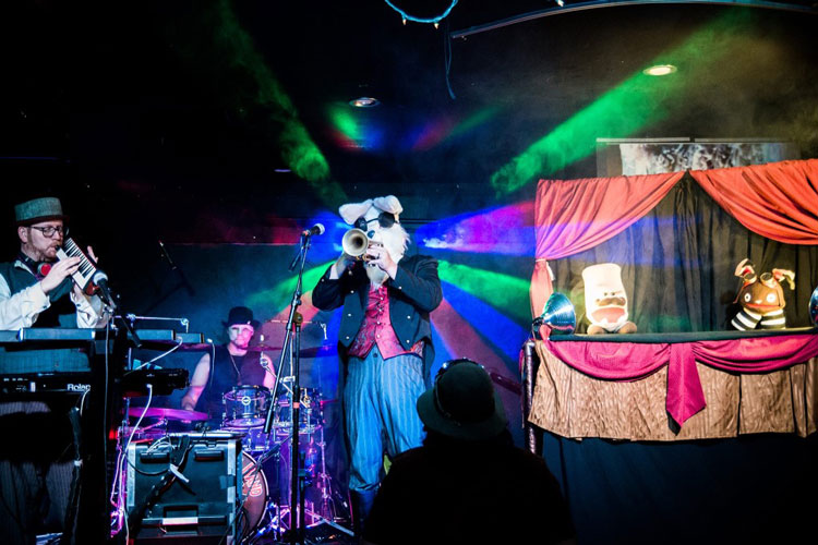 Steam Punk Puppet Band Cosplay Band Scarlett Entertainment USA