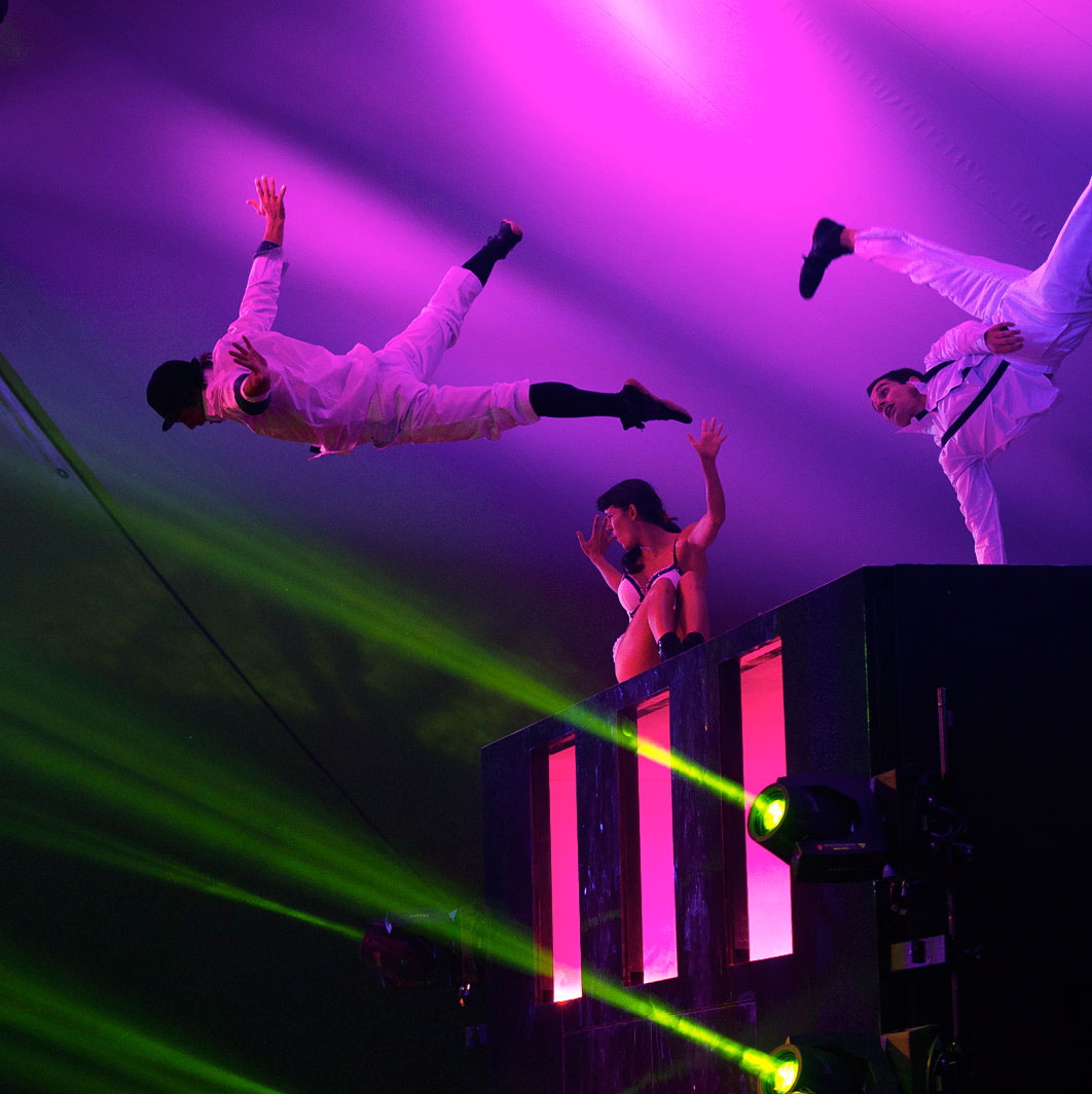 Hire Acrobat Trampoline Act Trampoline Wall Book Circus Troupe