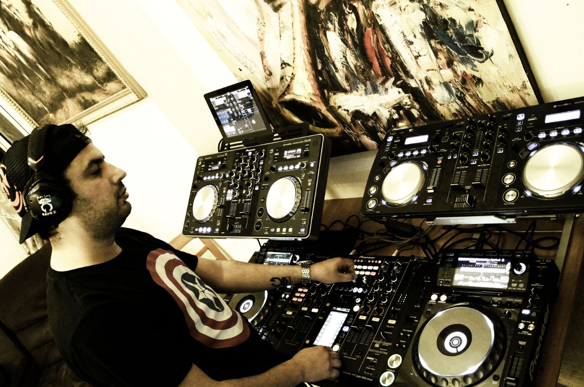 Book An International DJ Dubai Scarlett Entertainment