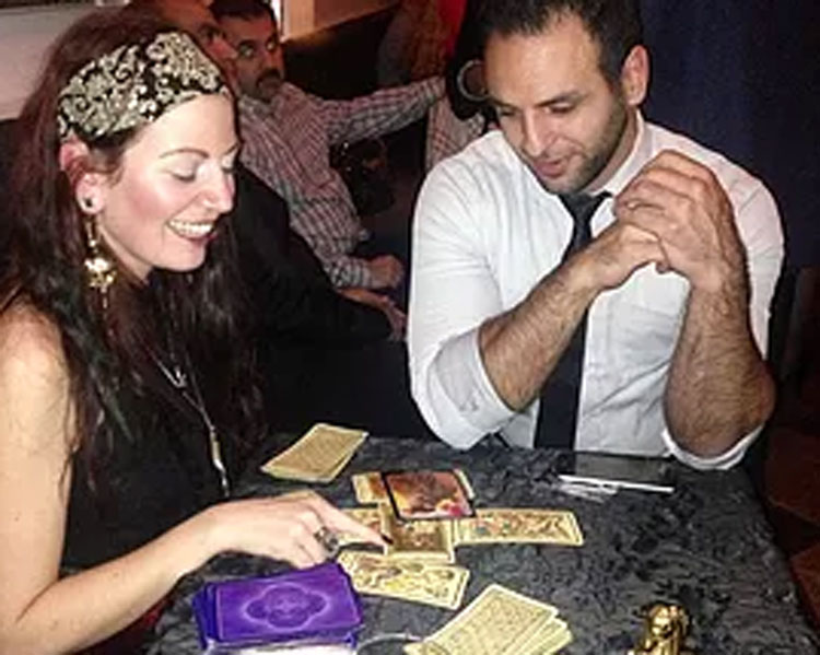 Hire Fortune Teller Tarot and Numerology Fortune Teller Scarlett