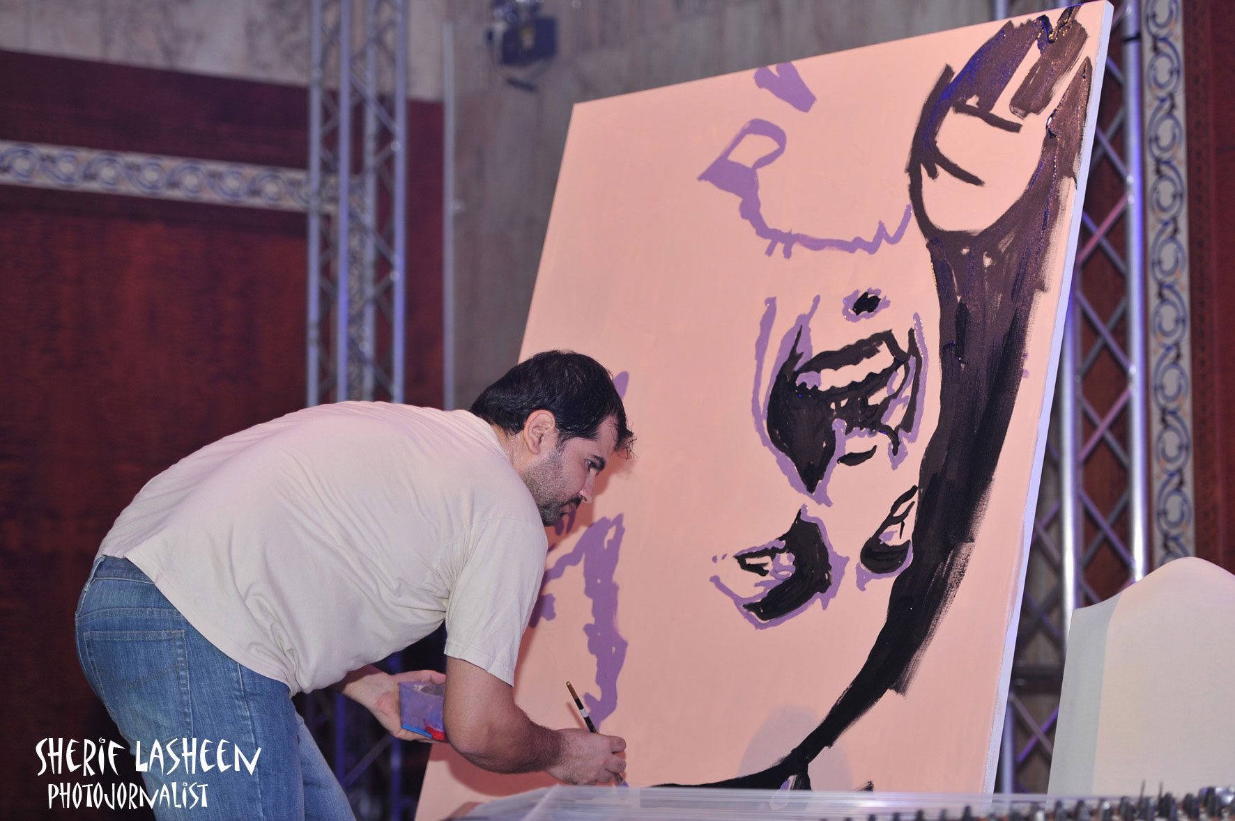 Hire Speed Painter Dubai Scarlett Entertainment UAE