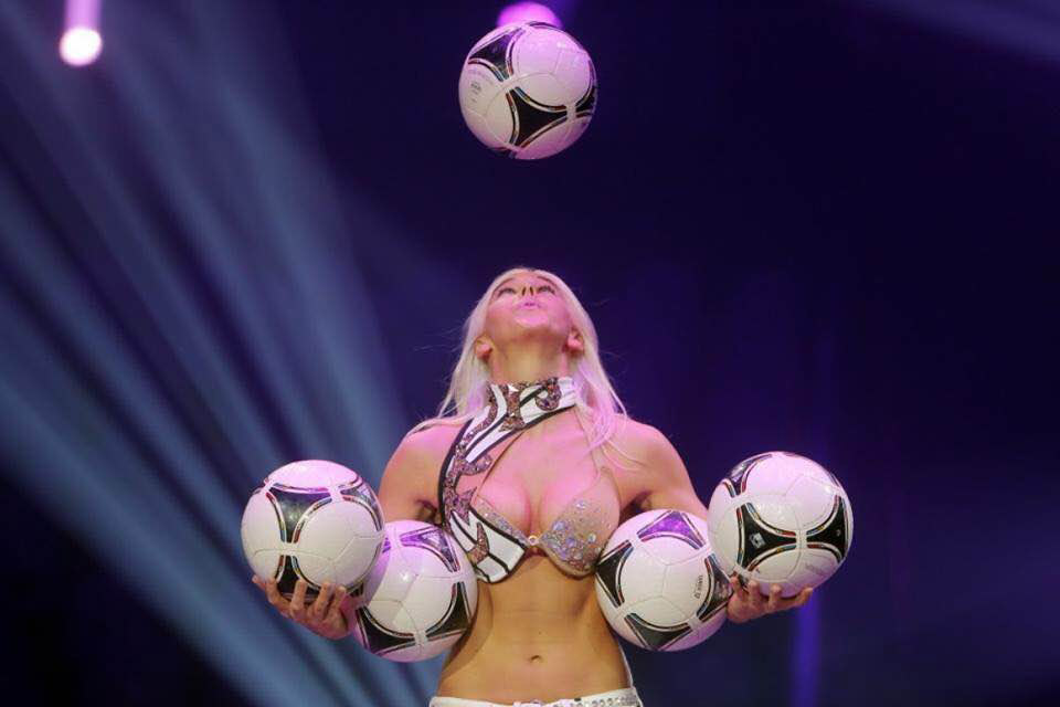 Hire Female Football Juggler Football Juggling Act Prague Scarlett Entertainment