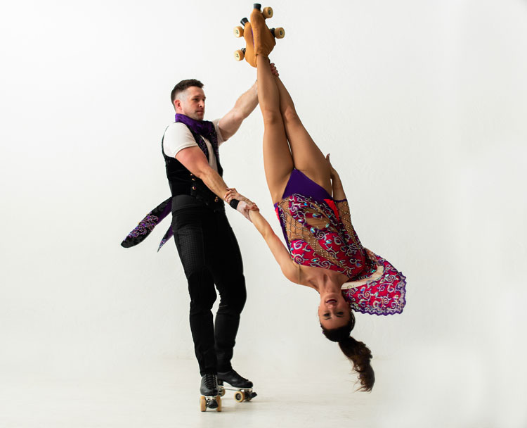 Book Dubai Roller Skating Duo Stunt Show Scarlett Entertainment