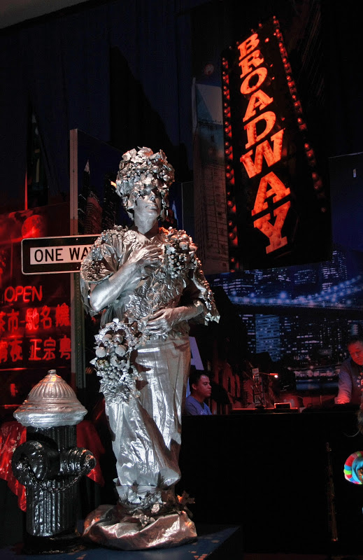 Hire Living Statue New York Corporate Entertainment Human Statue USA