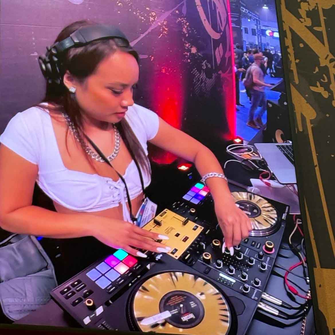 Book a Female DJ Los Angeles Scarlett Entertainment