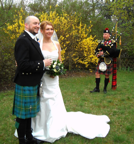 Bagpipe Player Berlin Celtic Bagpiper Book Wedding Bagpiper