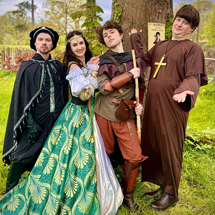 Hire Robin Hood Panto Scarlett Entertainment