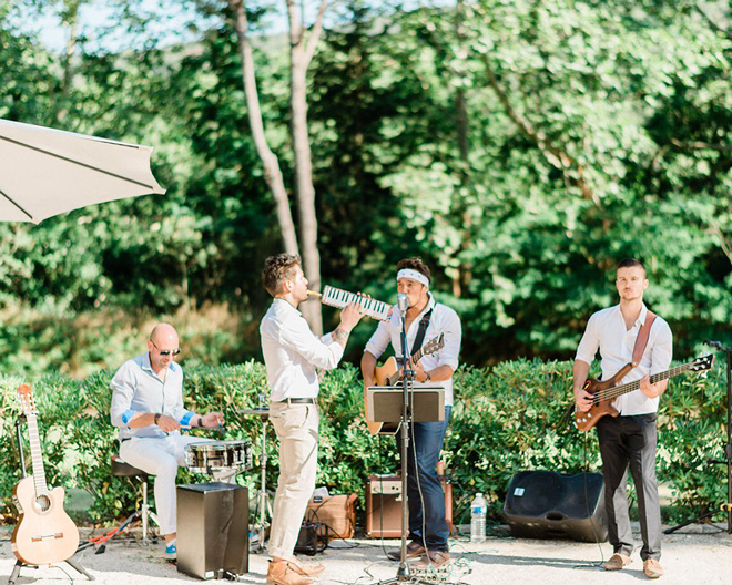 Hire Acoustic Covers Band Wedding Band SaintRaphaël Beach Pop Band