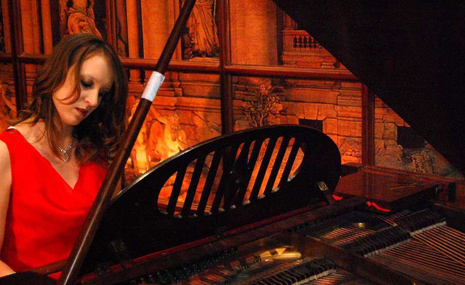 Book A Singer & Musician Johannesburg Scarlett Entertainment