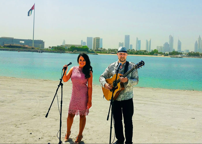 Book Acoustic Dubai Duo Live Music Scarlett Entertainment Dubai