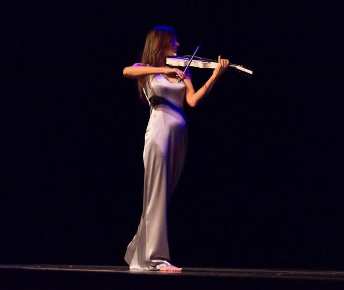 Female Electric Violinist Milan Book Female Violinist Italy