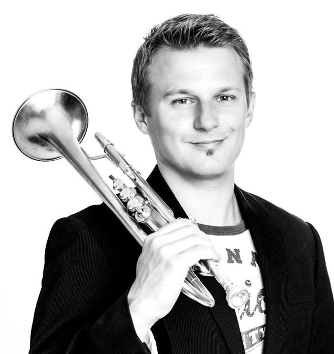 Hire Trumpet Player Netherlands Club Trumpet Player and DJ