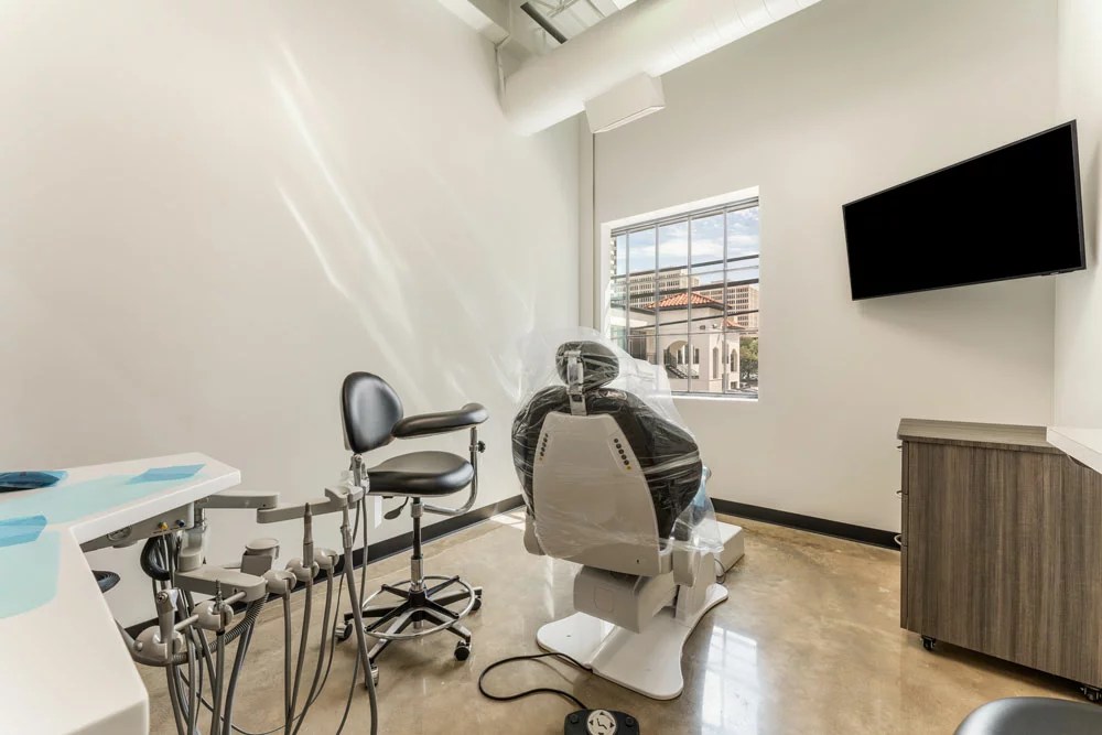 Finding Expert Adult Dentists Near Me For Wisdom Tooth Extraction