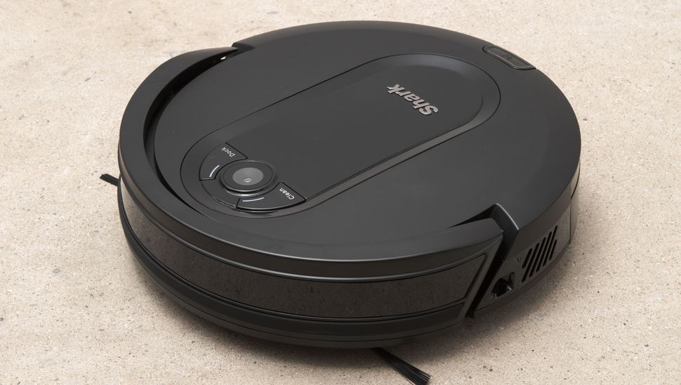 Roomba I6+ Vs Shark Iq Robot Which Robot Vacuum Is Best For Cleaning