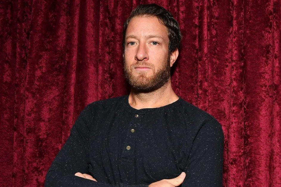 A história não contada do transplante capilar de Dave Portnoy Sistema