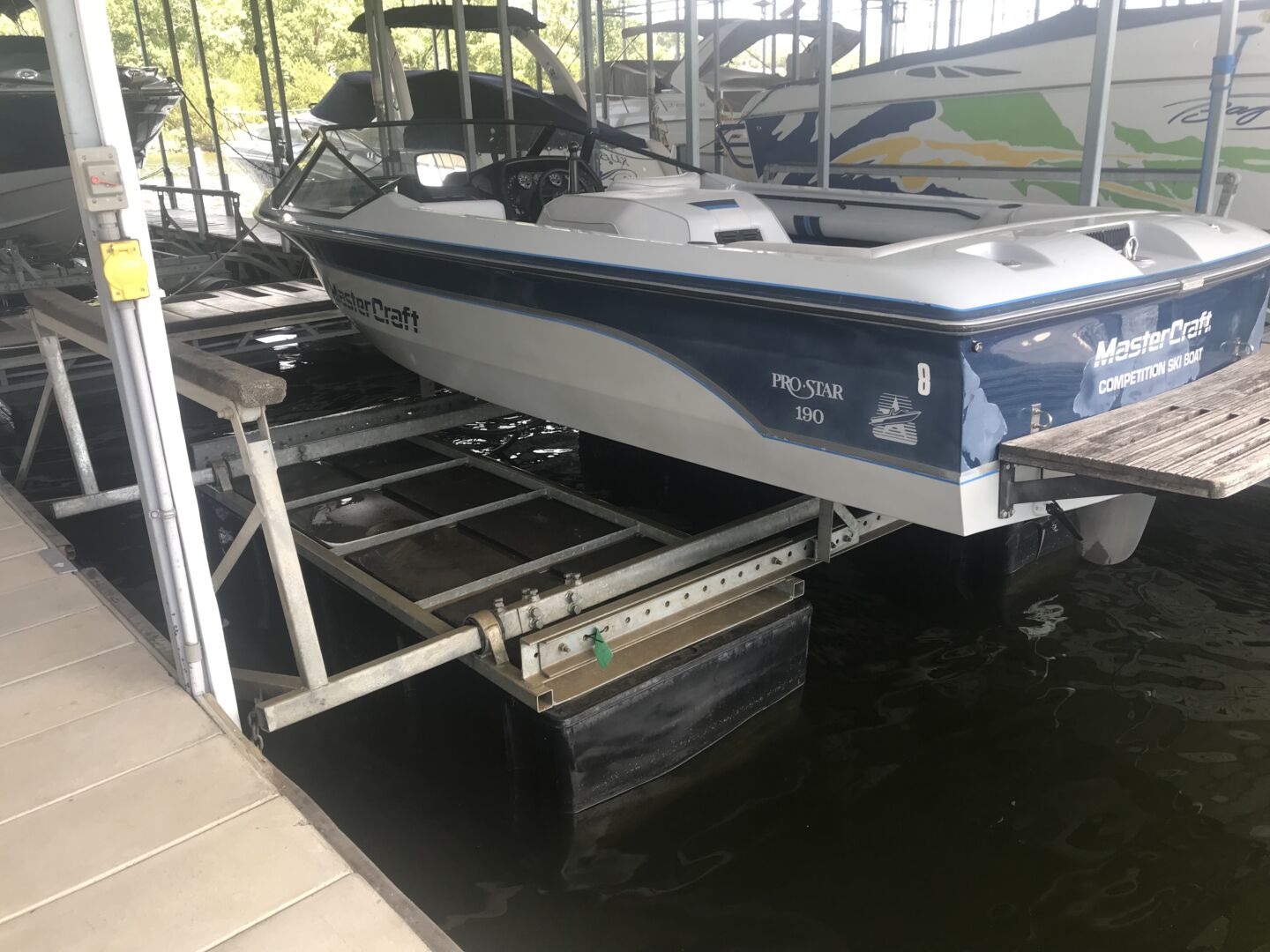 4500LB LOTO LIFT Dock Dealers Used Docks, Lifts For Sale at the